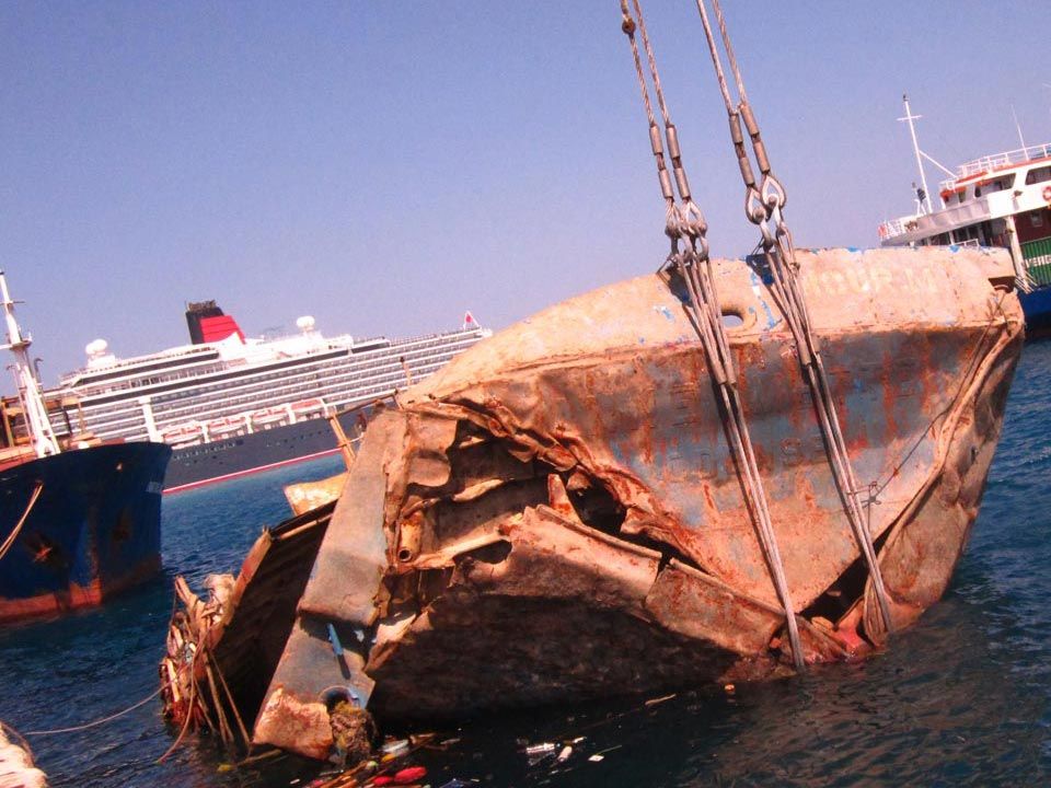 Shipwreck Salvage Services